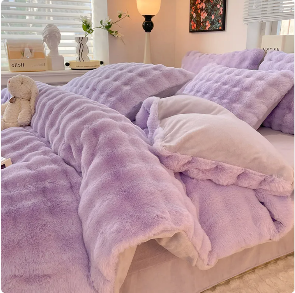 Plush Coral Fleece Bed Sheet Set (4-Piece)