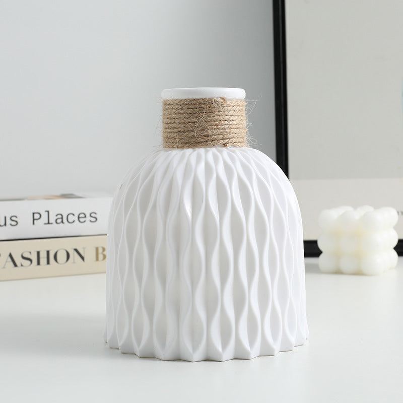 Nordic Style Durable Plastic Flower Vase for Home Decor