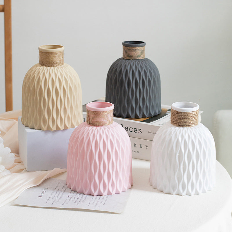 Nordic Style Durable Plastic Flower Vase for Home Decor