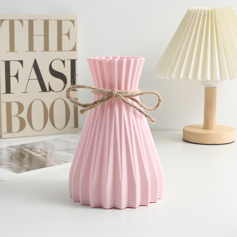 Nordic Style Durable Plastic Flower Vase for Home Decor